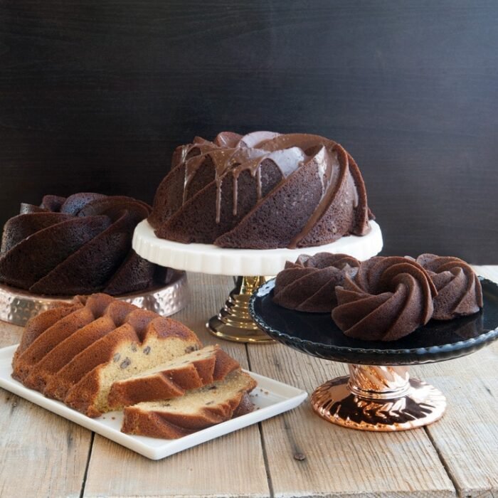 Nordic Ware Bundt Pan (Heritage) - Image 3