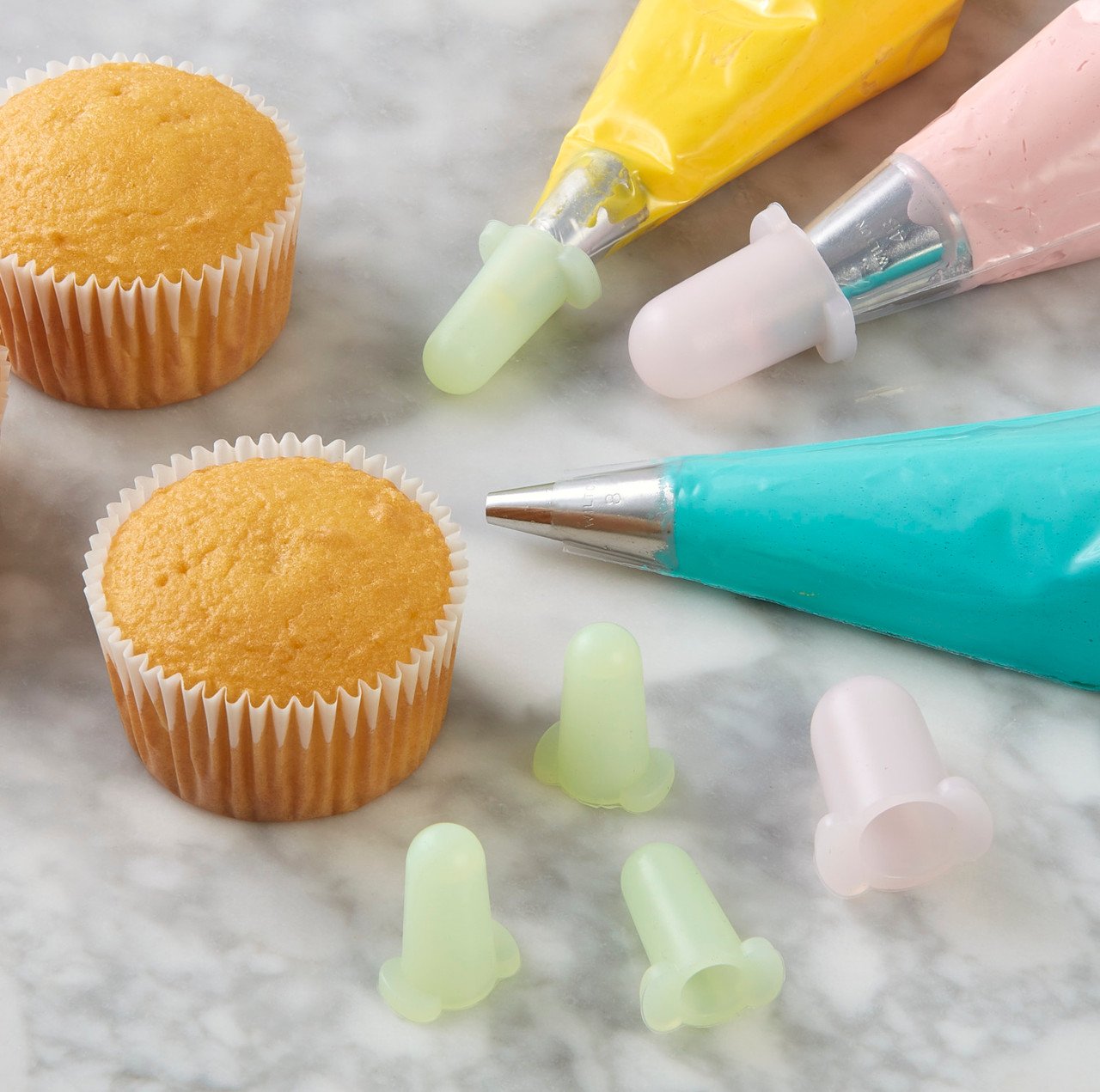 ydrslx5nsep7rsvsjjsa__44106 Wilton Decorating Tips Set (12-piece) - Image 2